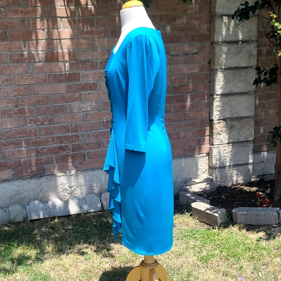 David Meister blue form flattering dress - Picture 3 of 7